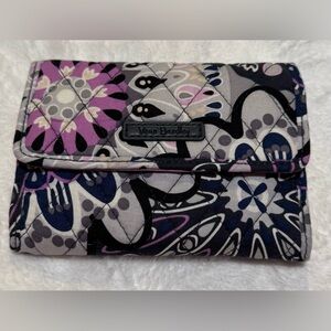NEW Vera Bradley trifold wallet